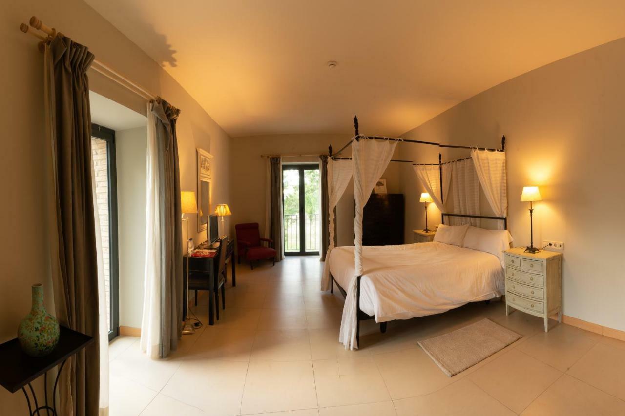 Hotel Villa Marcilla Εξωτερικό φωτογραφία